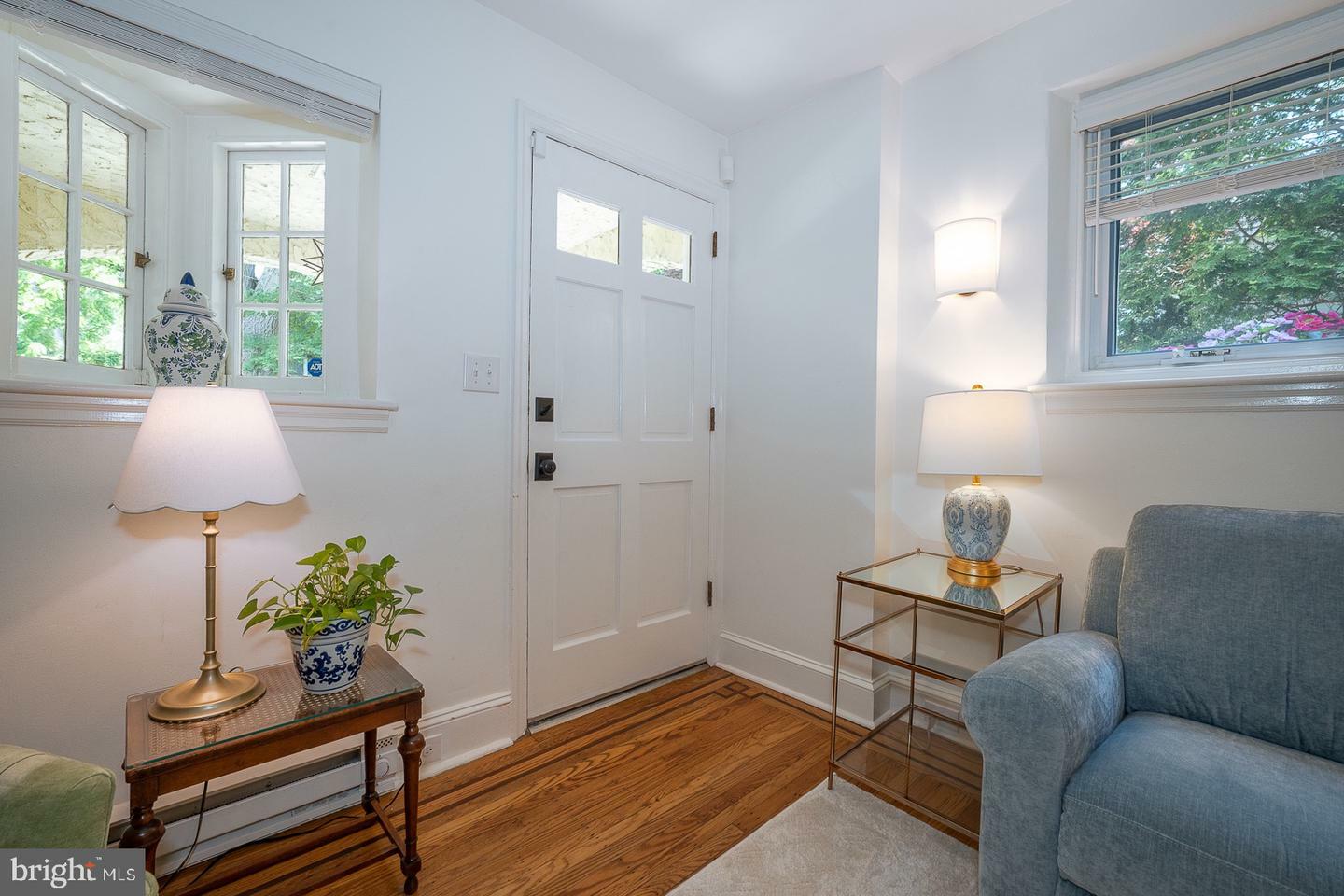 Property Photo: 1015 Barr Lane PA 19035