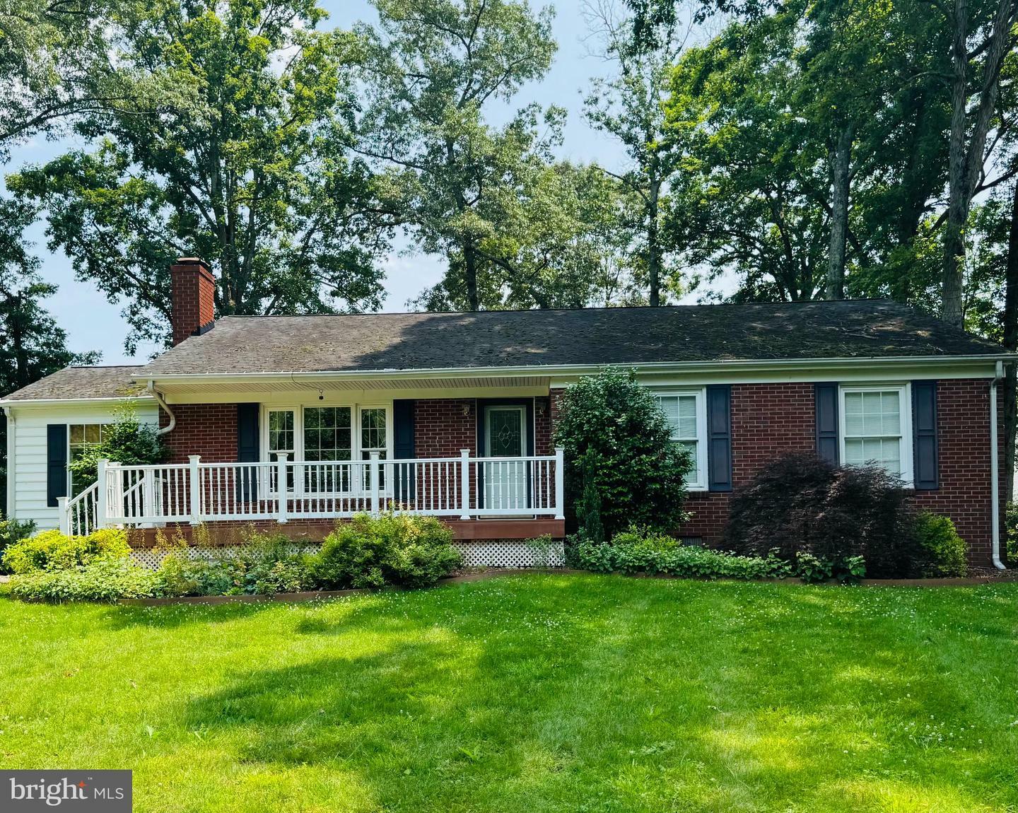 Property Photo: 199 Sanford Drive VA 22406