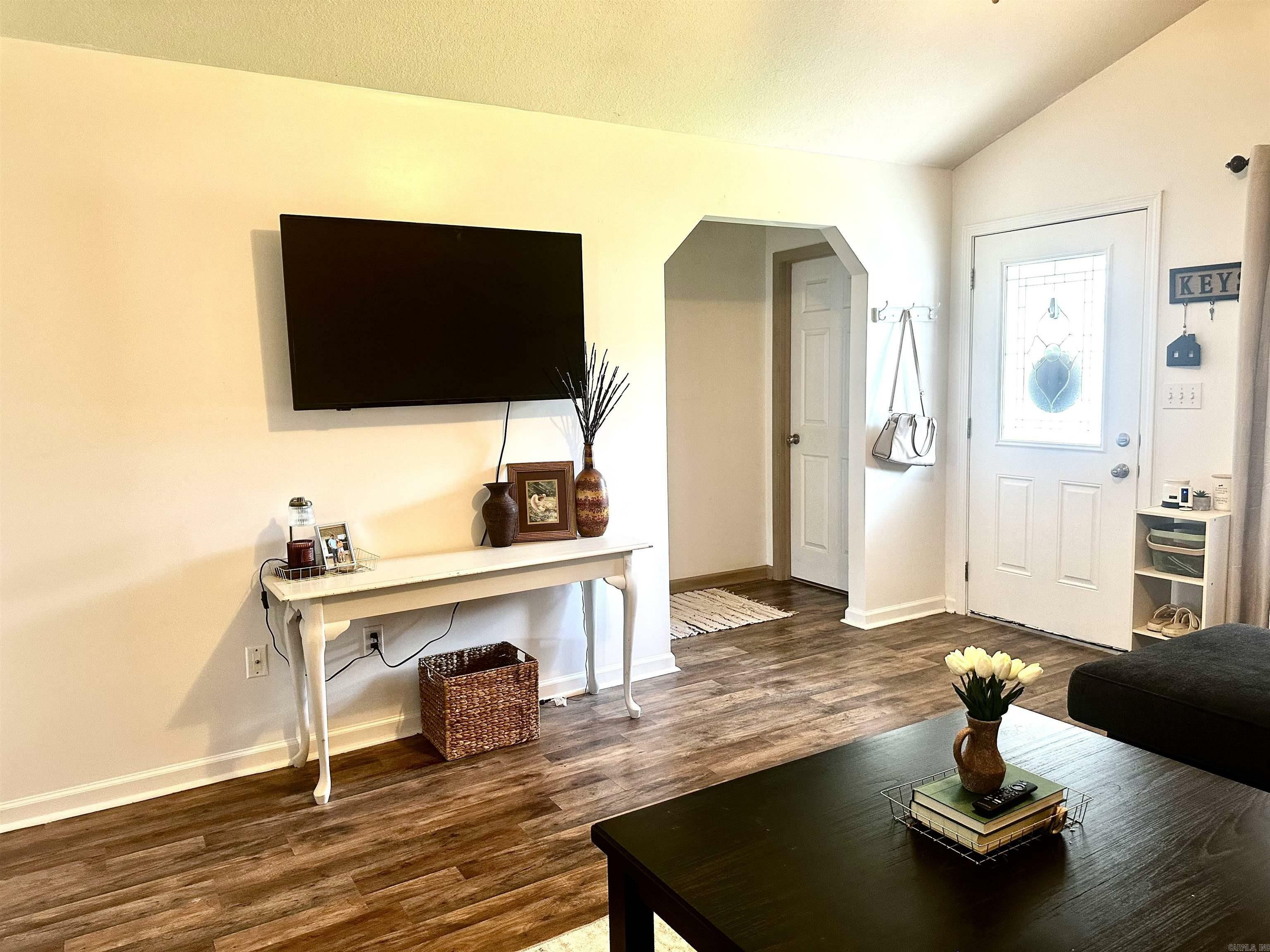 Property Photo: 2705 N 4 1/2 Street AR 72450