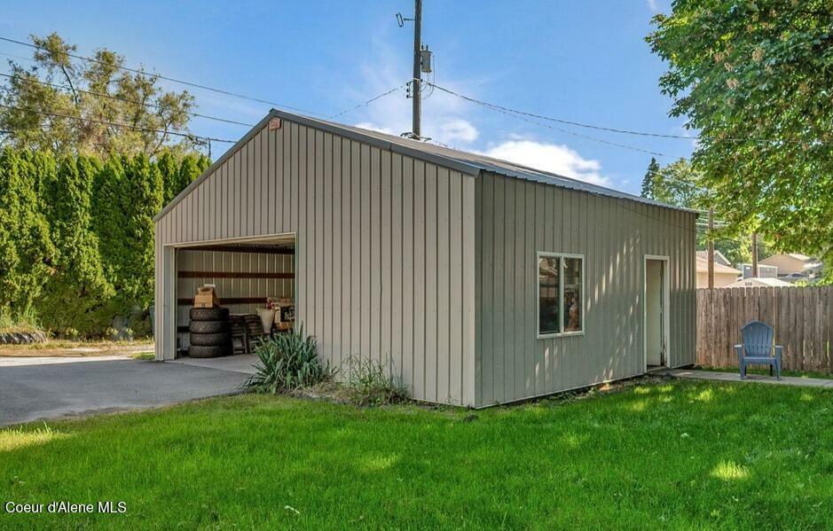 Property Photo:  927 E Birch Ave  ID 83814 