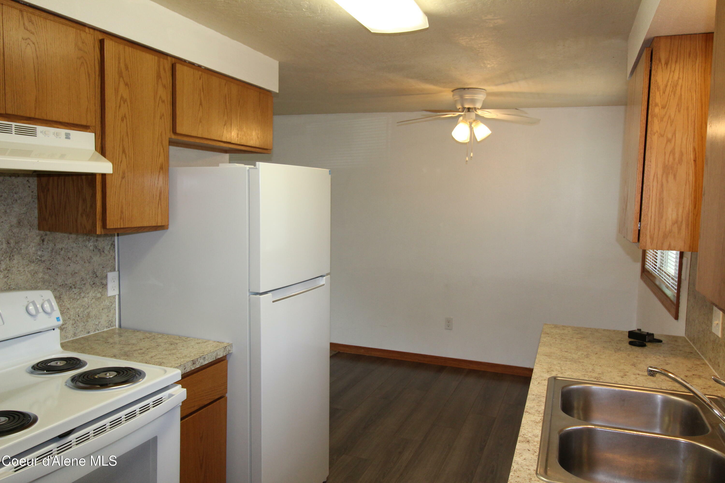 Property Photo:  807 809 E Timber Ln  ID 83814 