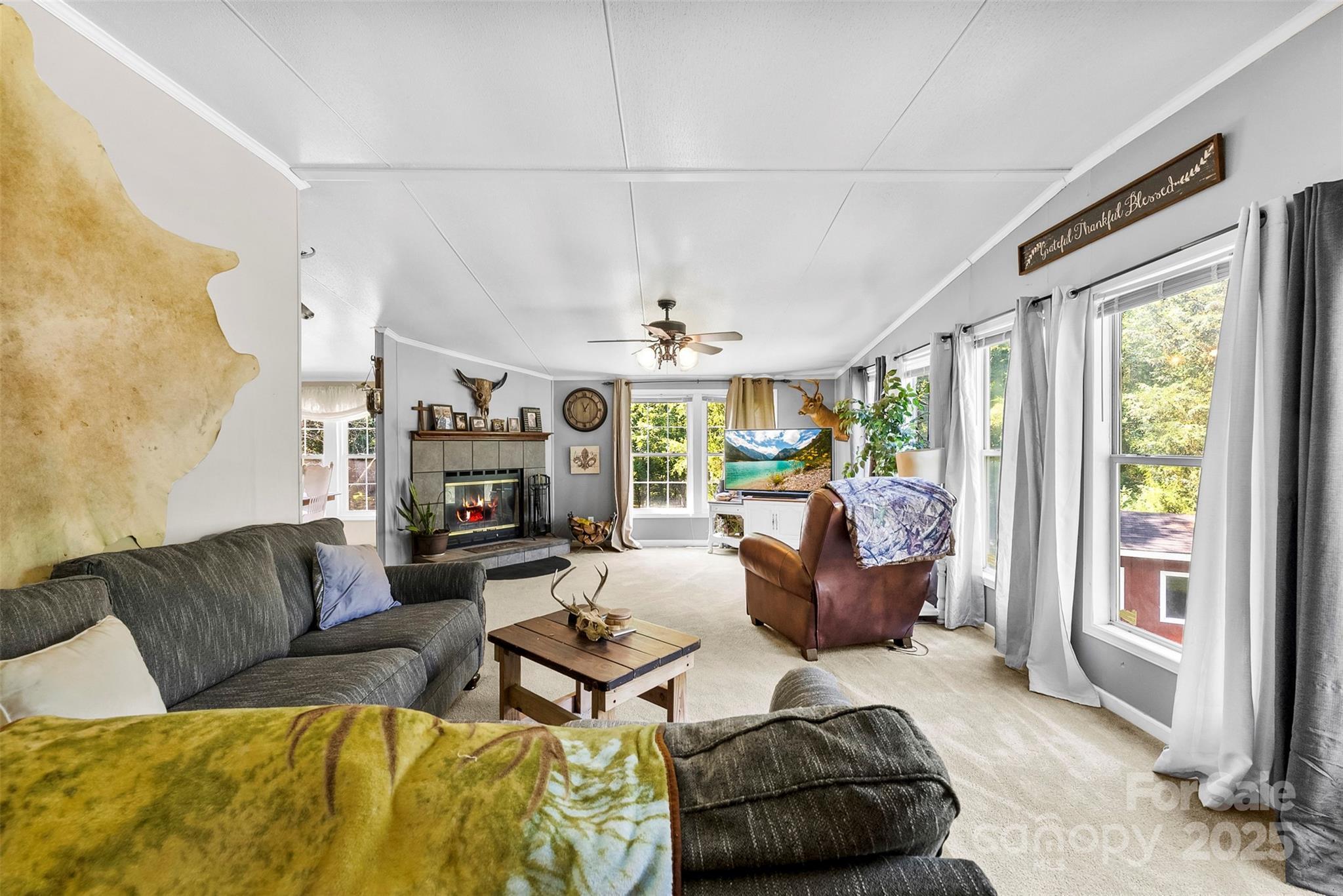 Property Photo: 5425 Creek Run Court NC 28086
