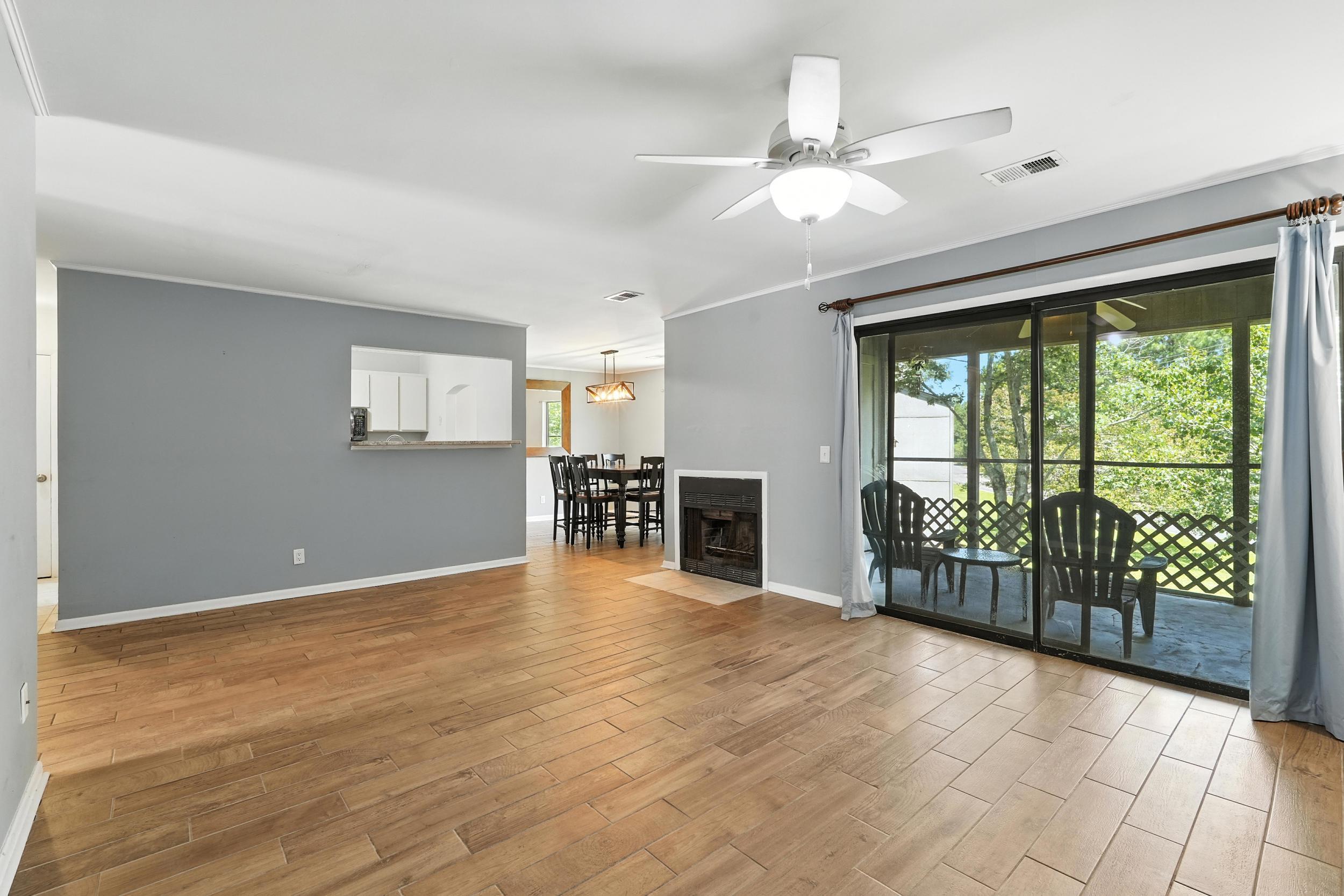 Property Photo:  607 Greencastle Drive  SC 29445 