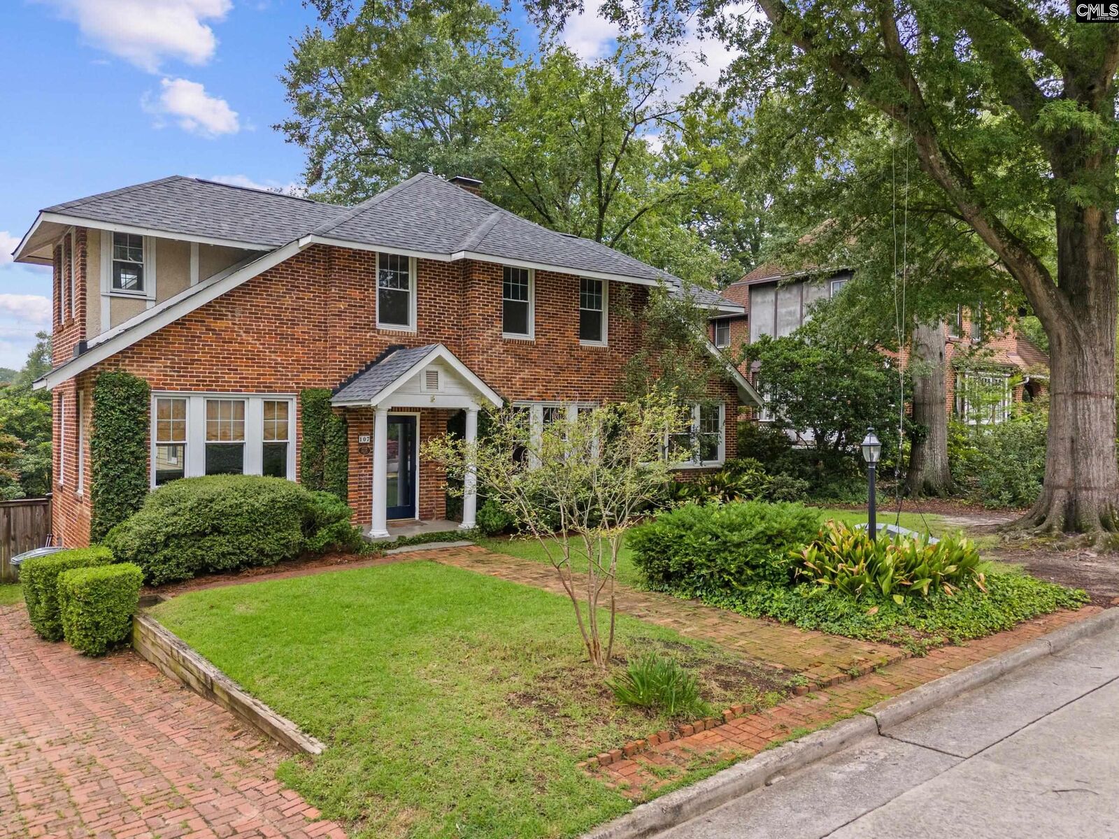 Property Photo:  107 Southwood  SC 29205 