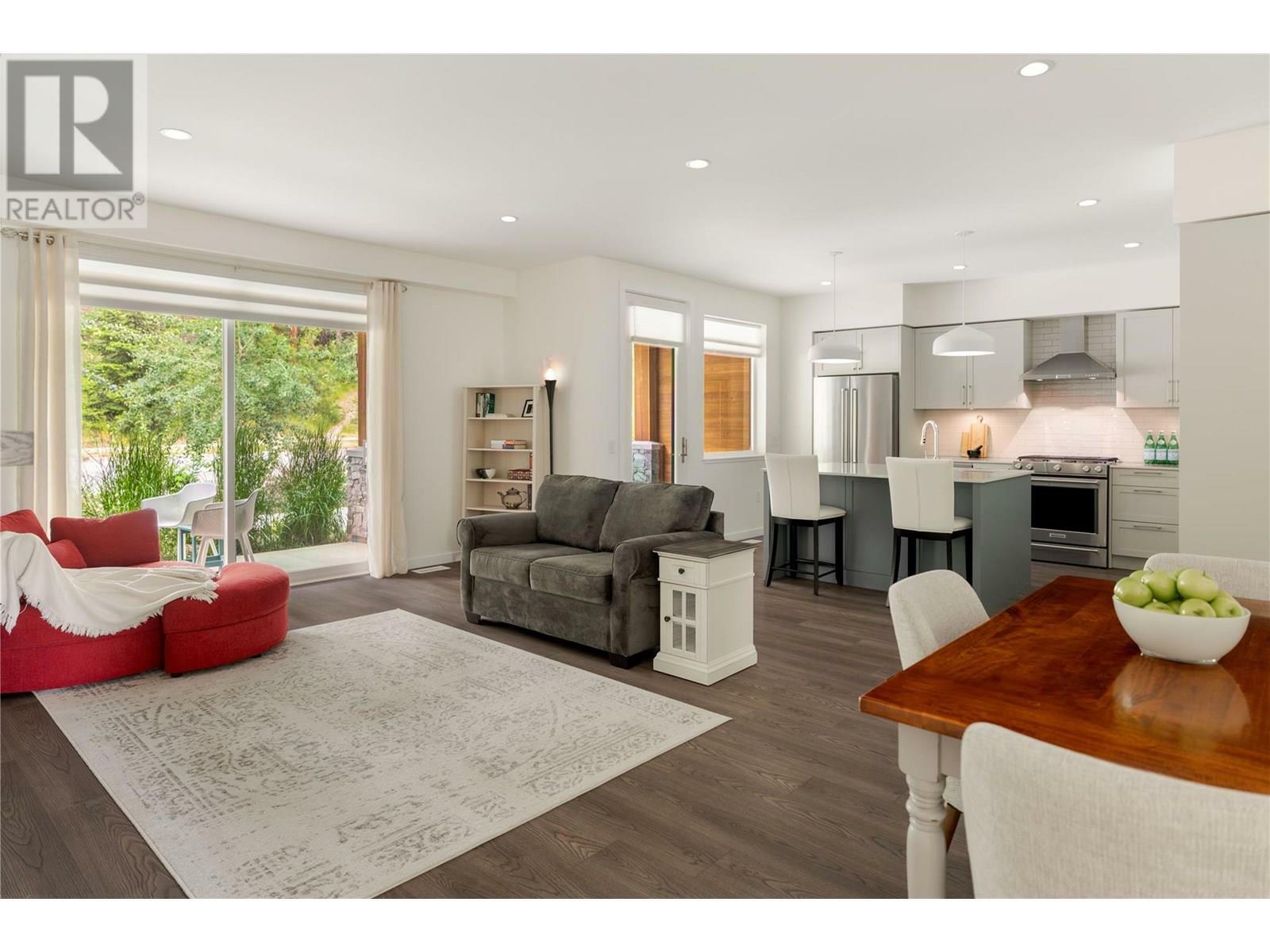 Property Photo: 1979 Country Club Drive 23 BC V1V 2M6