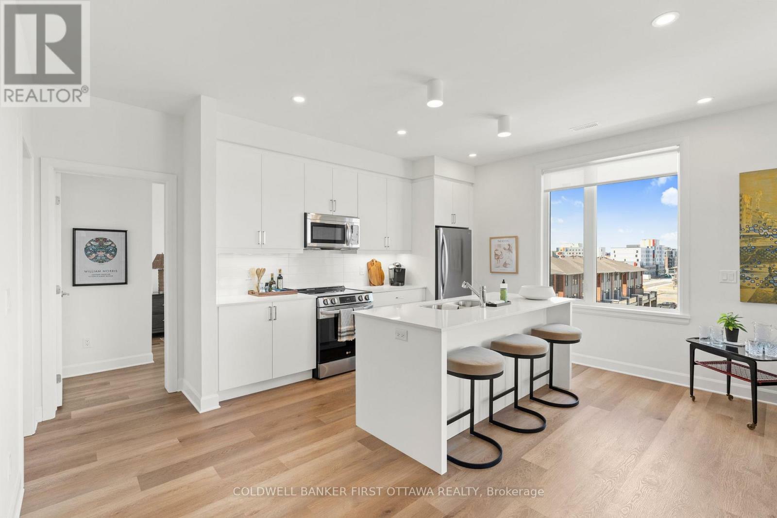 Property Photo: 655 Wanaki Road 302 ON K1K 5B4