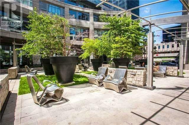 Property Photo: 2181 Yonge Street 3004 ON M4S 3H7