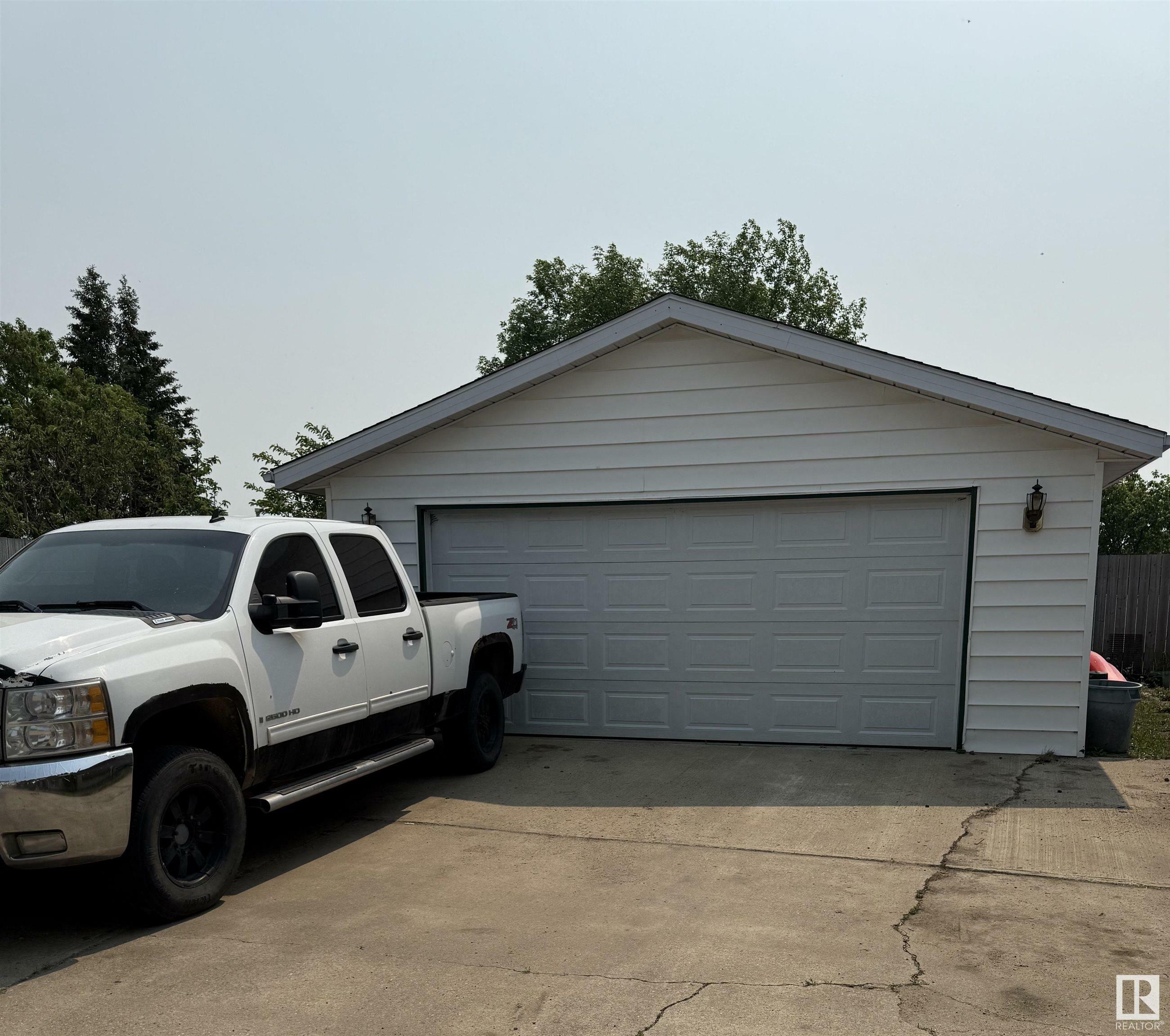 Photo de la propriété: 4517 57 A Avenue AB T9C 1E4