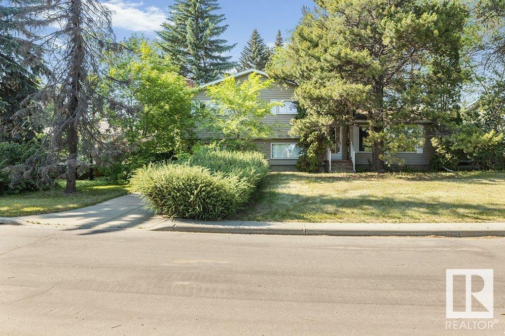 Property Photo: 14214 87 Avenue NW AB T5R 4E2