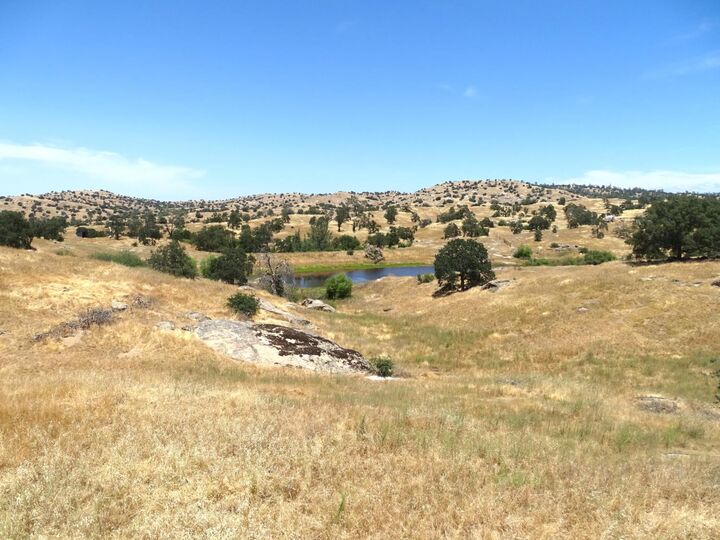 Property Photo:  1 Millstream Lane  CA 93636 