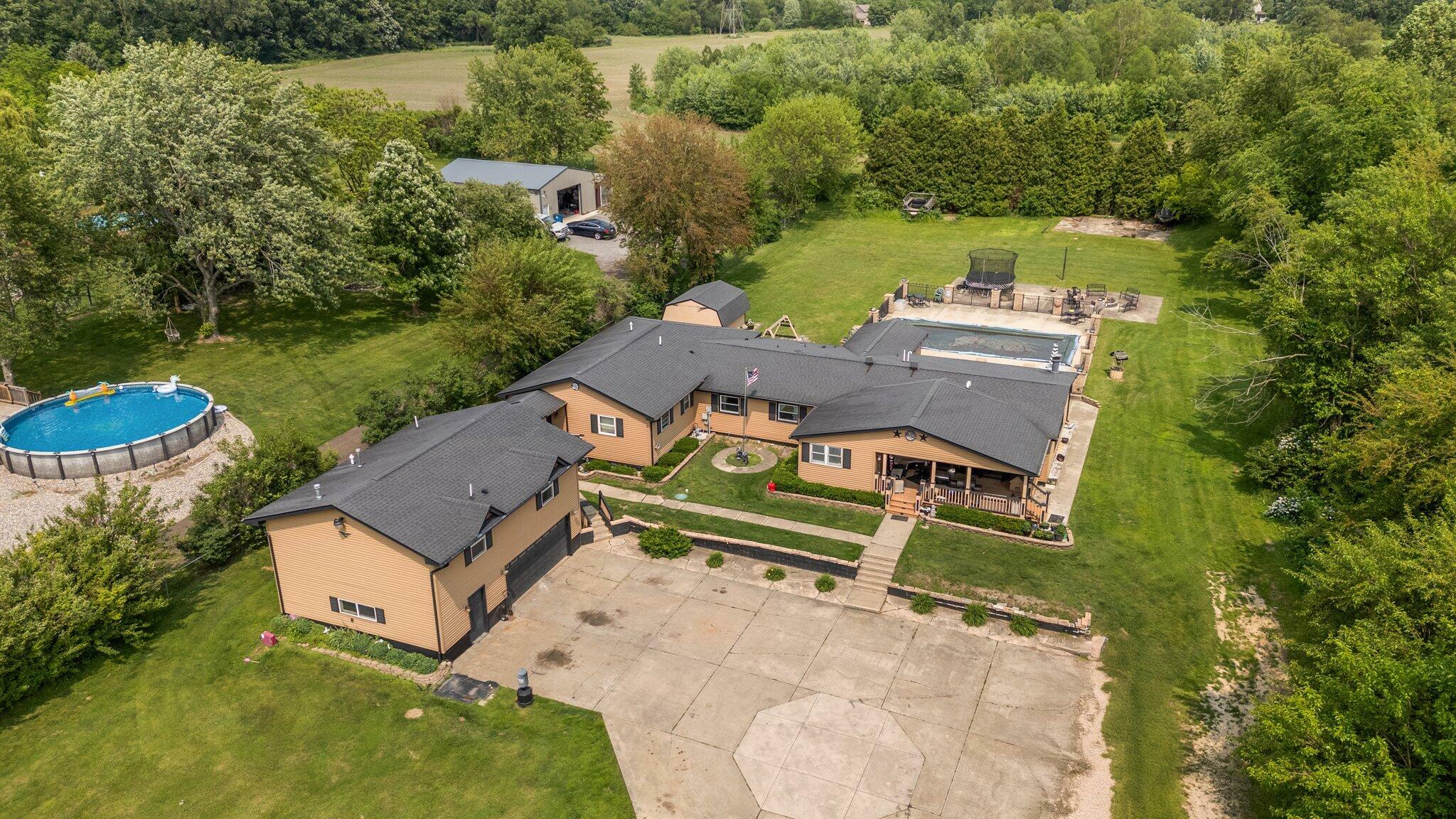Property Photo: 427 N State Rd 149 IN 46385