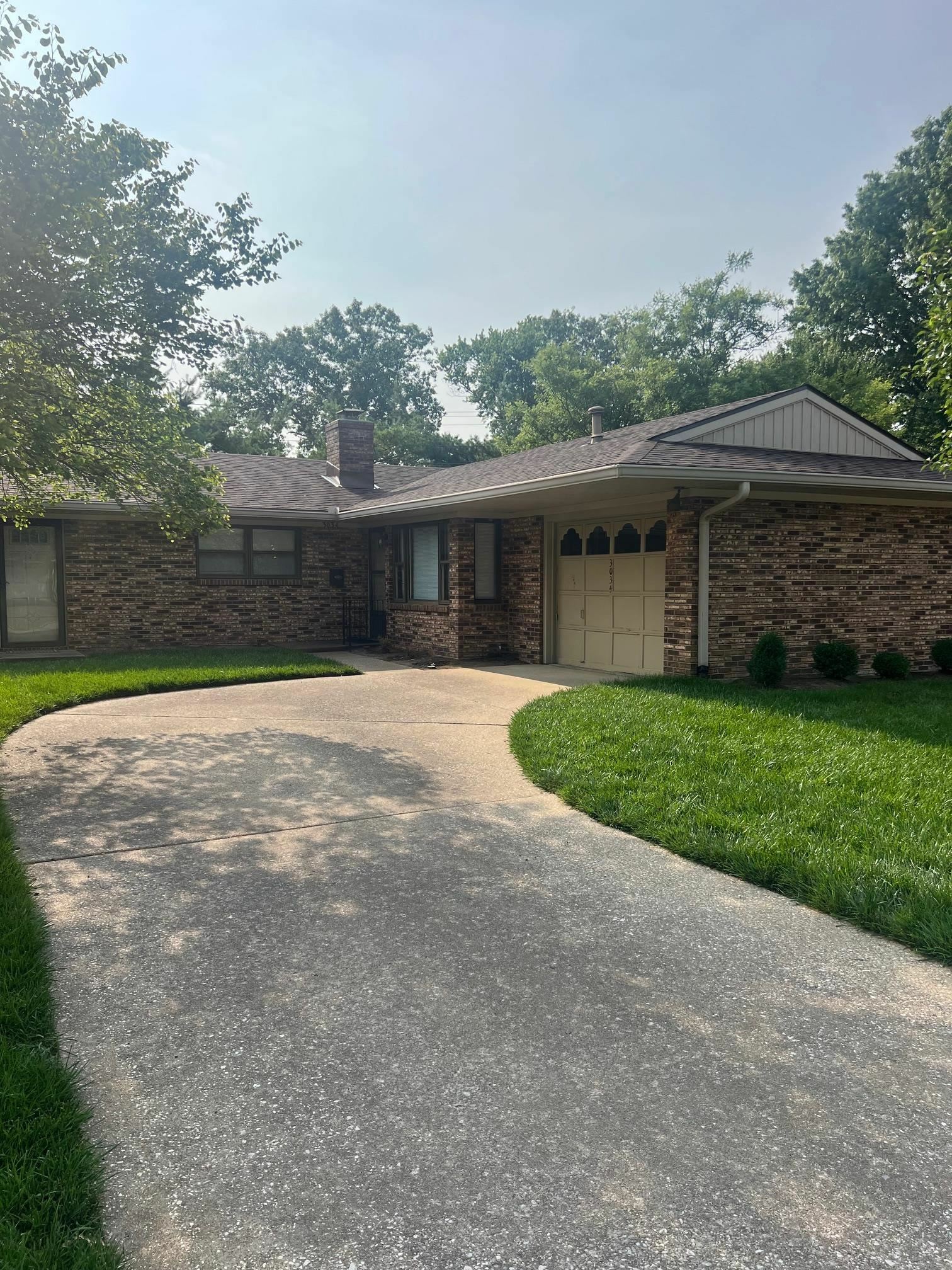 Property Photo: 3034 Sterling Court KY 42303