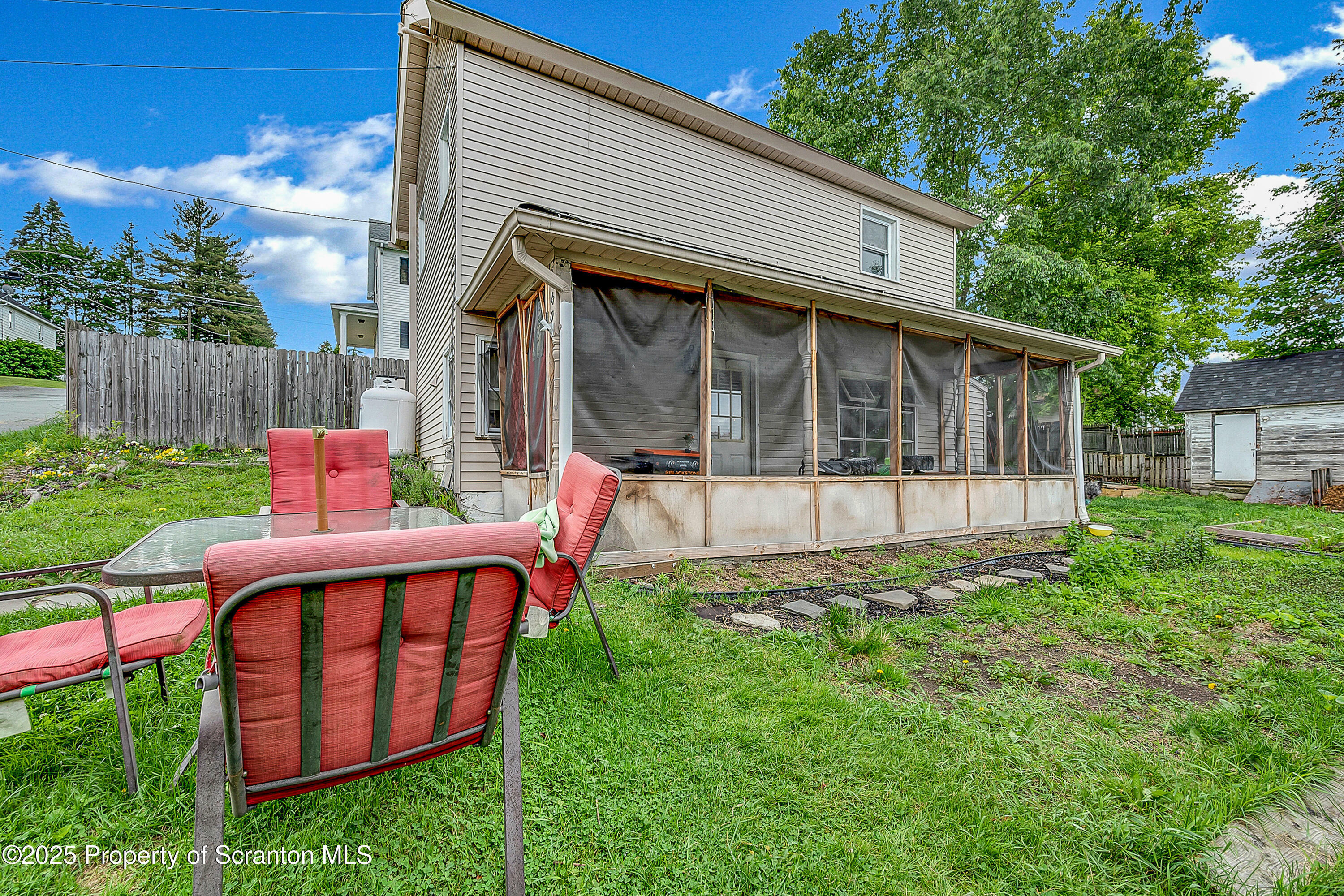 Property Photo:  140 Center Street  PA 18421 