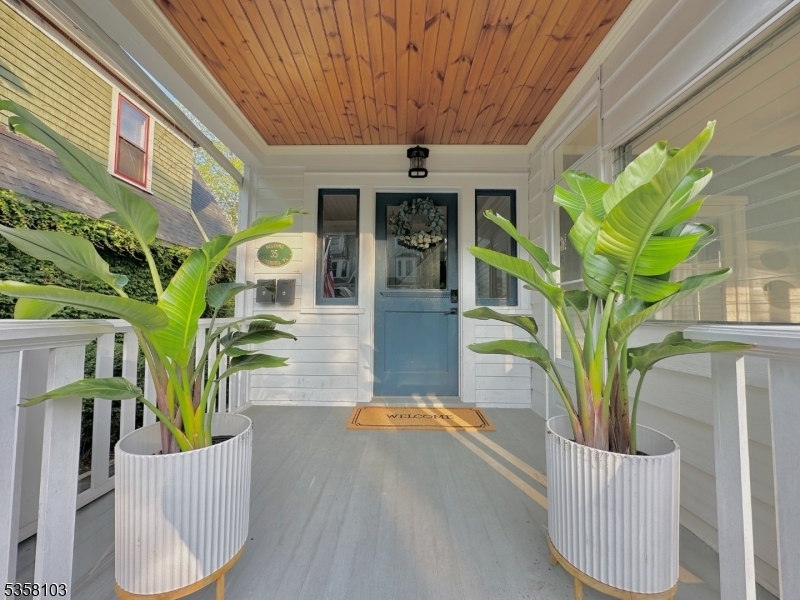Property Photo: 35 Cloverhill Pl NJ 07042