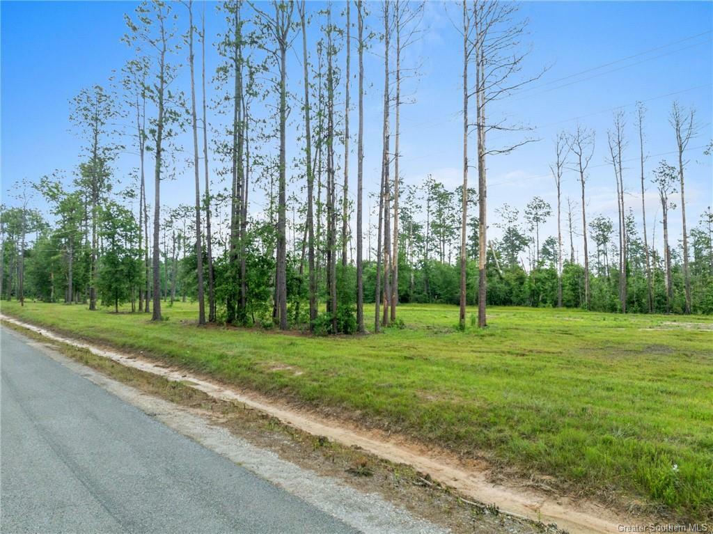 Property Photo: 0 Tract 3 Duke Hollingsworth Road LA 70657