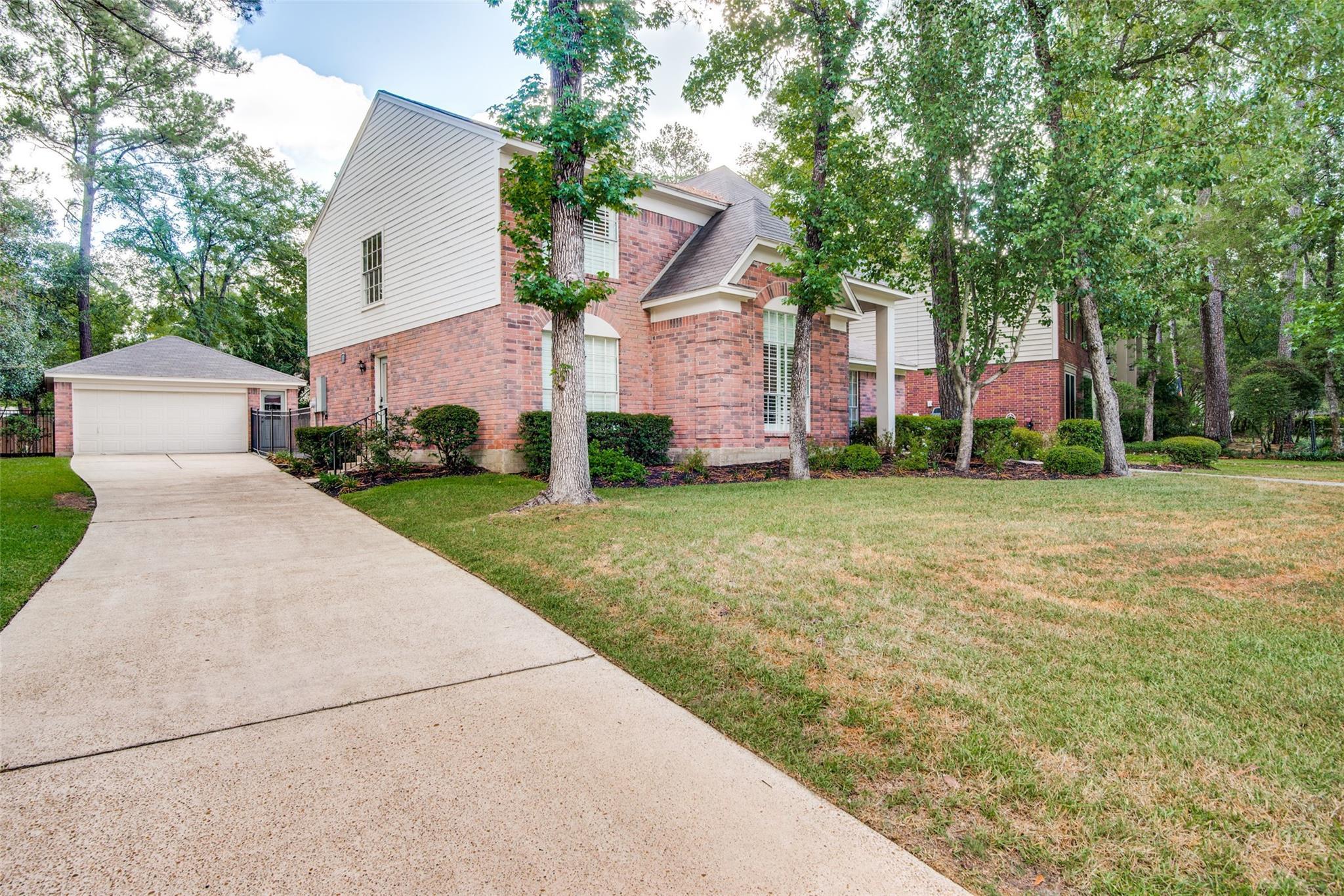 Property Photo:  14 White Fawn Drive  TX 77381 