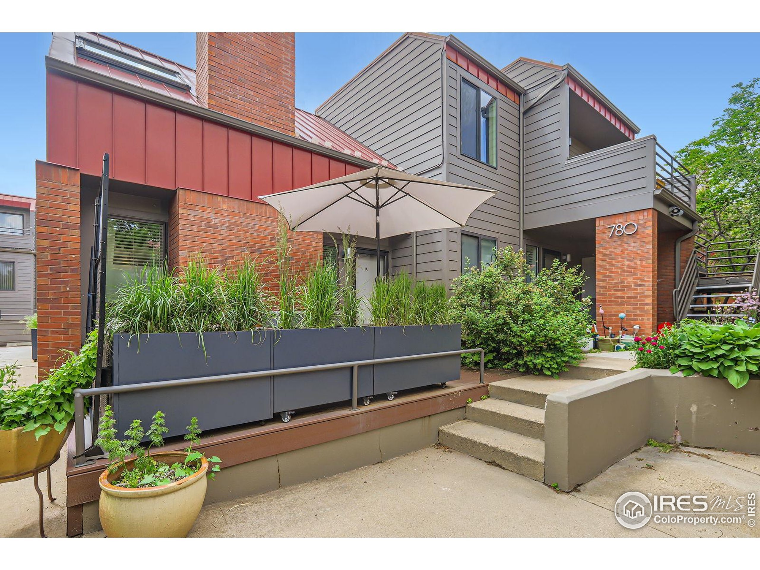 Property Photo:  780 Walnut St A  CO 80302 