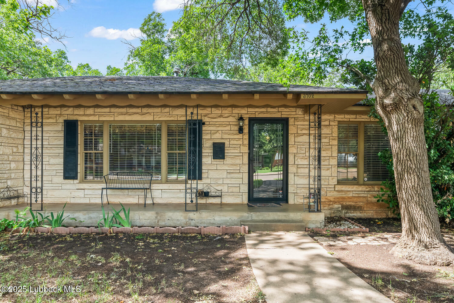 Property Photo: 3702 27th Street TX 79410