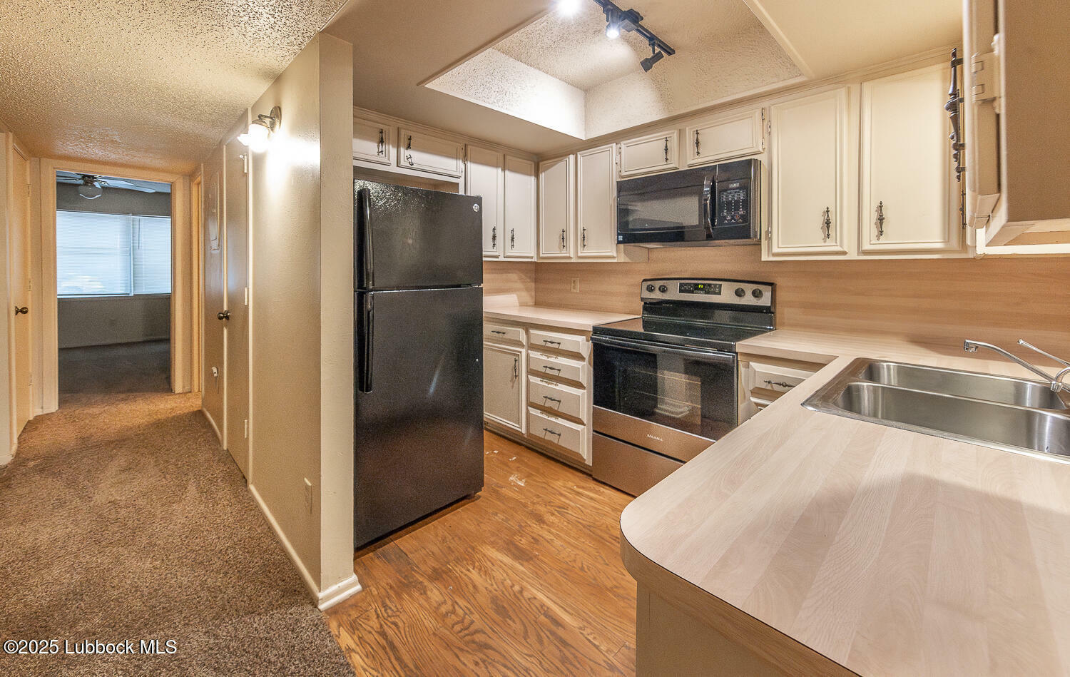 Property Photo: 5750 38th Street TX 79407