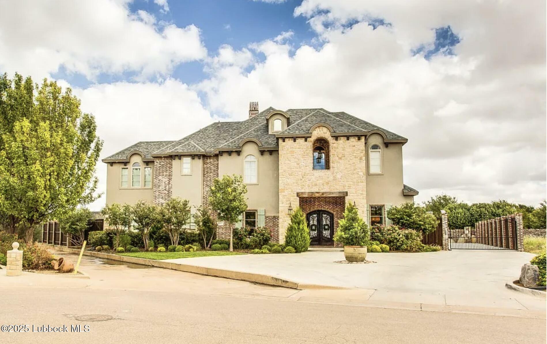 11003 Richmond Avenue  Lubbock TX 79424 photo