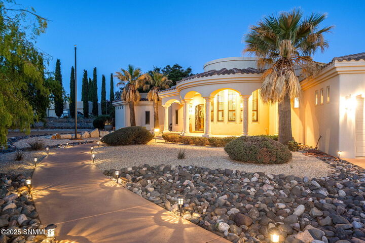 Property Photo:  5176 Hunters Chase Road  NM 88011 