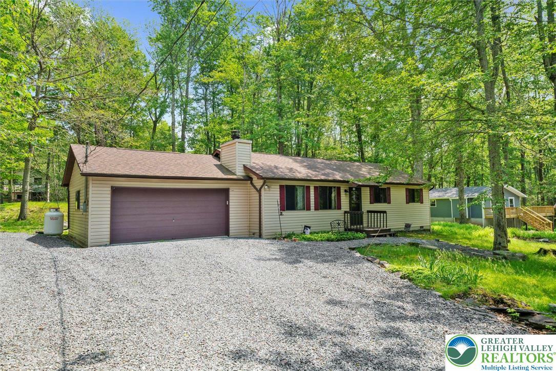 Property Photo: 130 Tommys Lane PA 18347