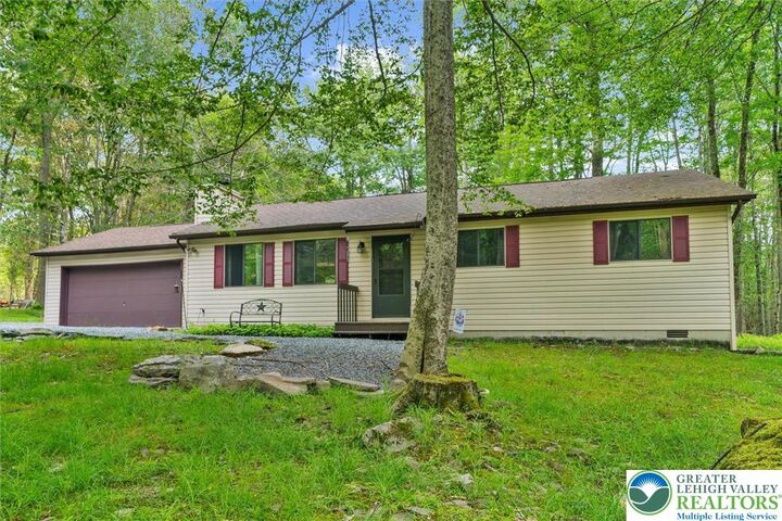 Property Photo: 130 Tommys Lane PA 18347