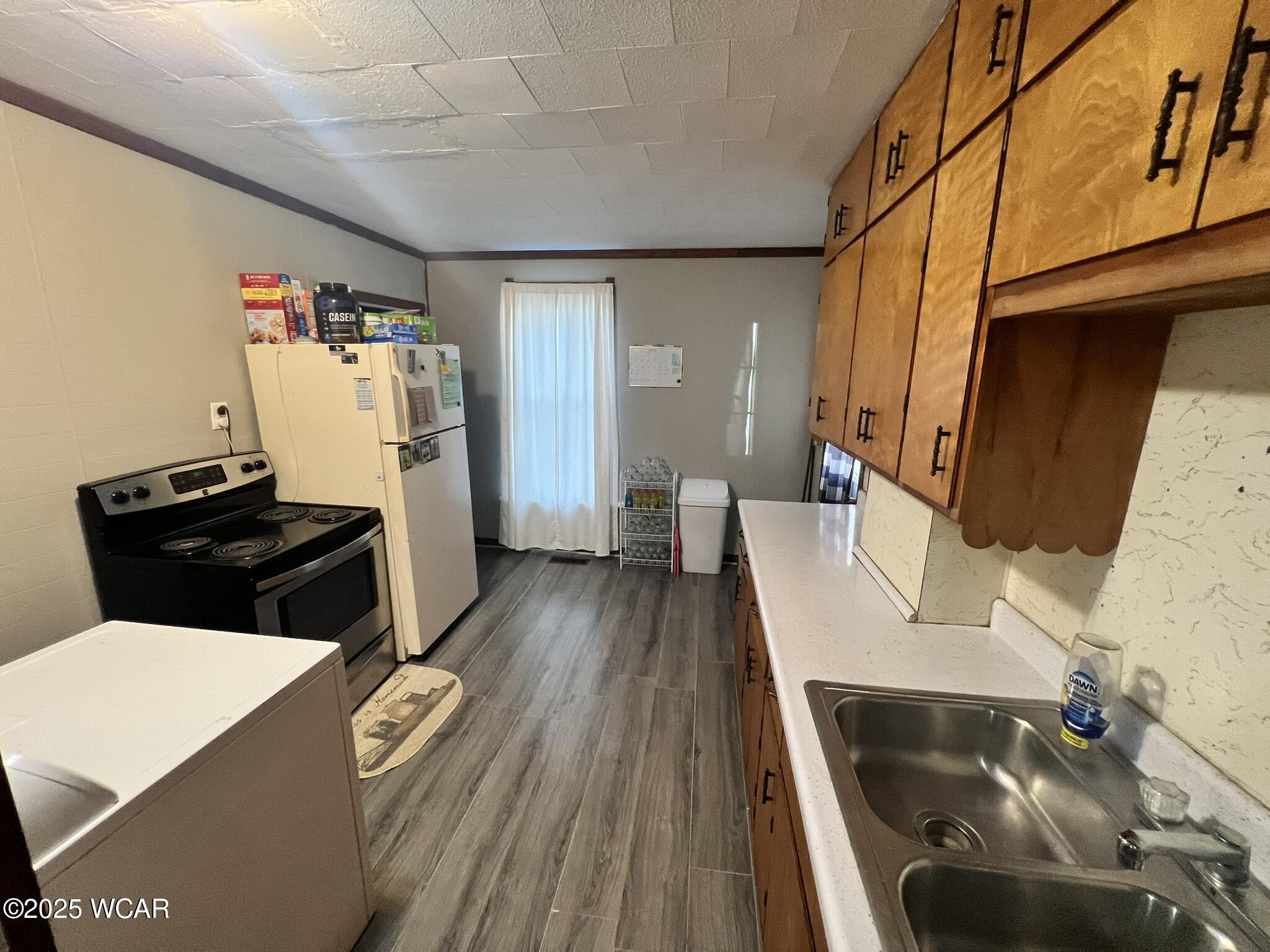 Property Photo:  314 N Market St Street  OH 43326 
