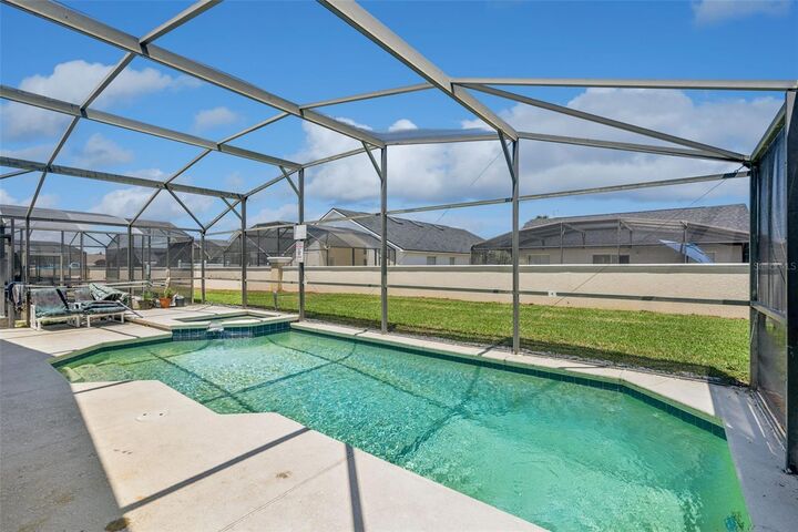 Property Photo:  8152 Fan Palm Way  FL 34747 