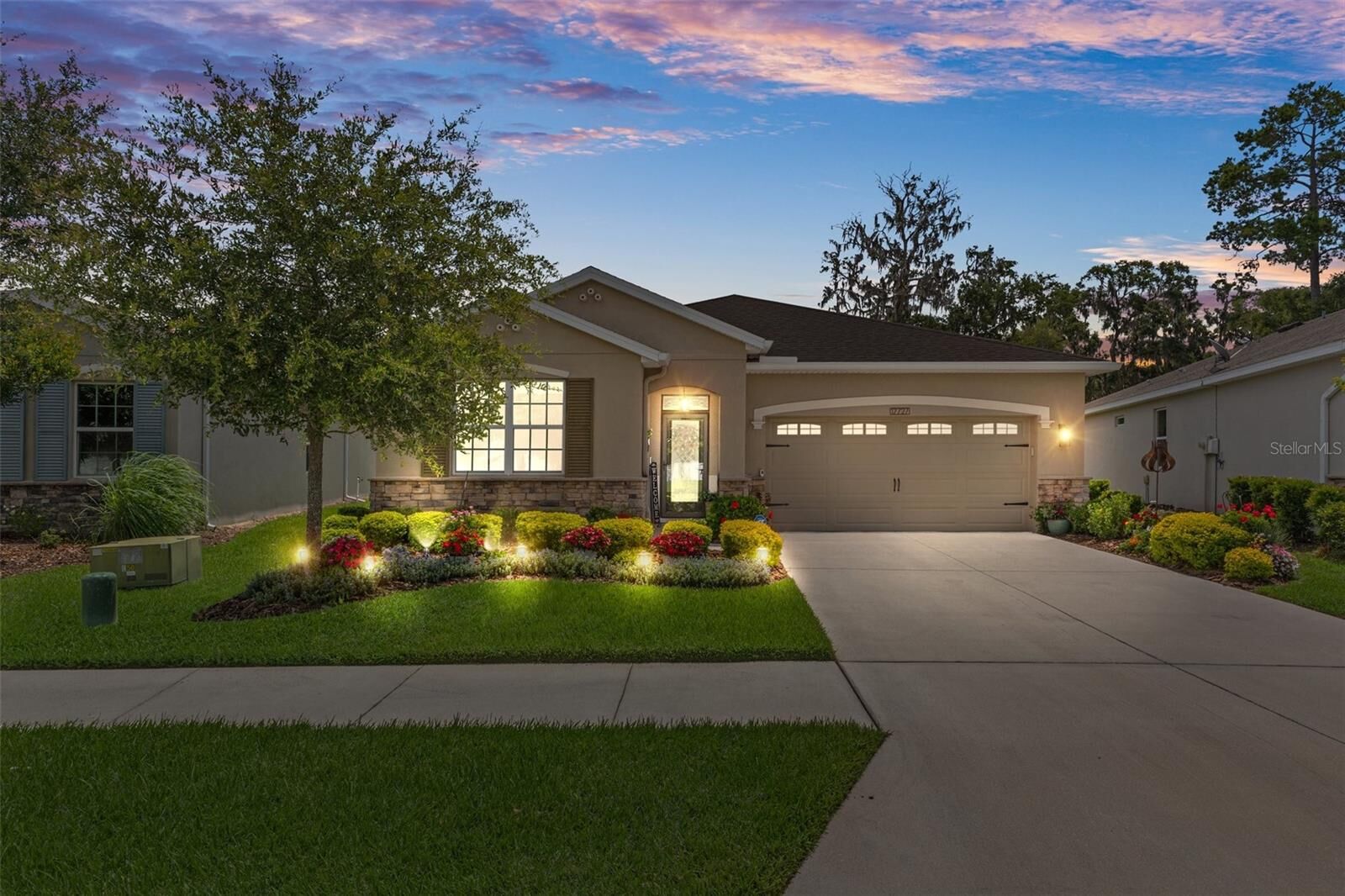 Property Photo:  17727 Garsalaso Circle  FL 34604 