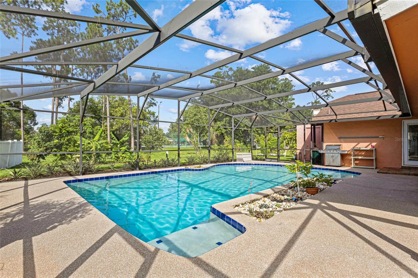 Property Photo: 9326 Bay Vista Estates Boulevard FL 32836