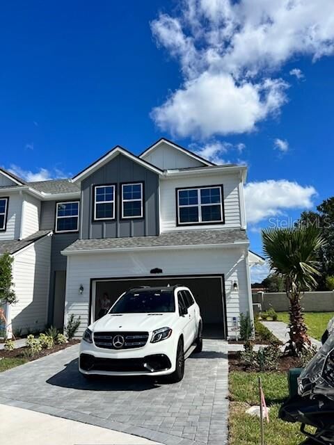 Property Photo:  