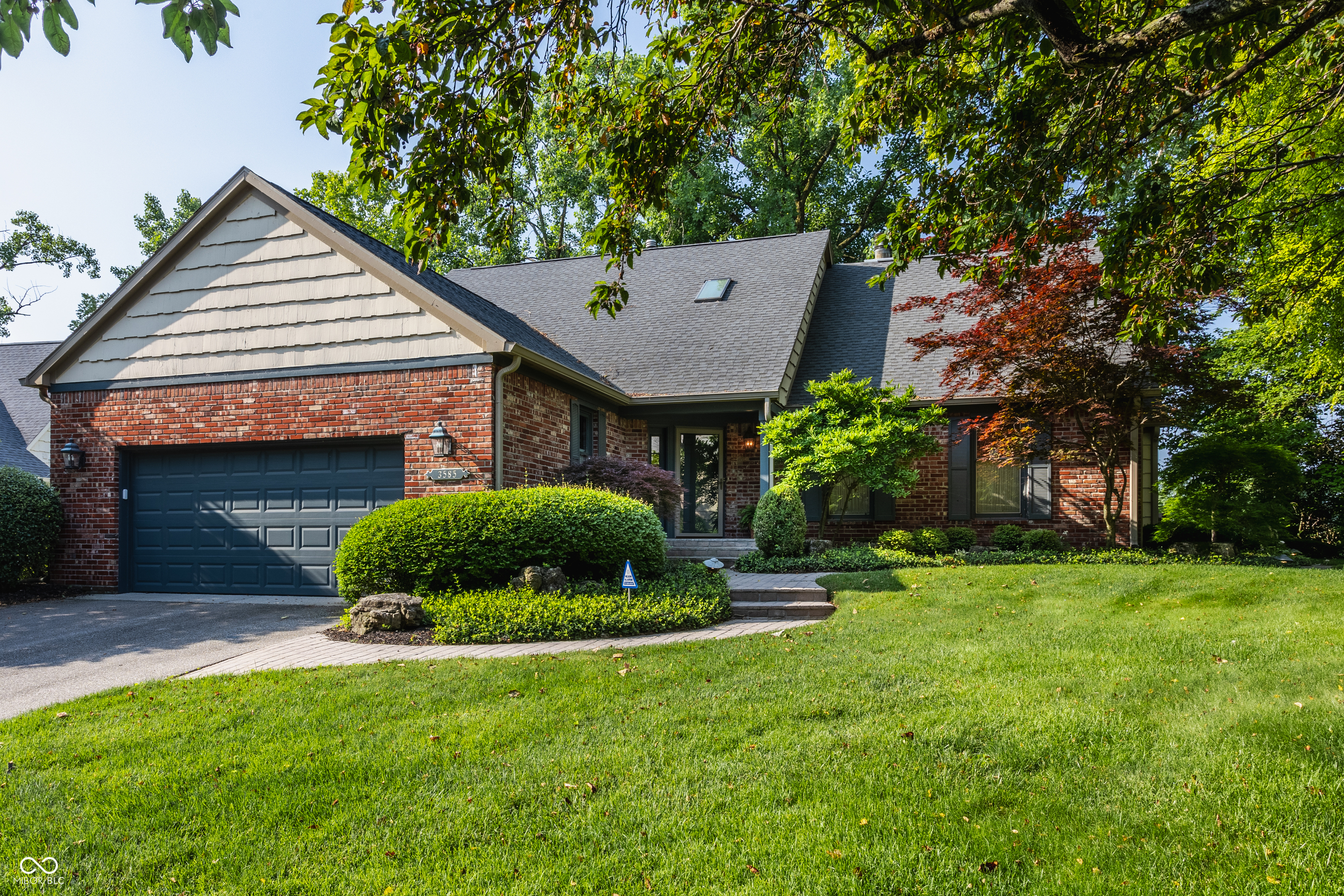Property Photo:  3585 Bay Rd N Drive  IN 46240 