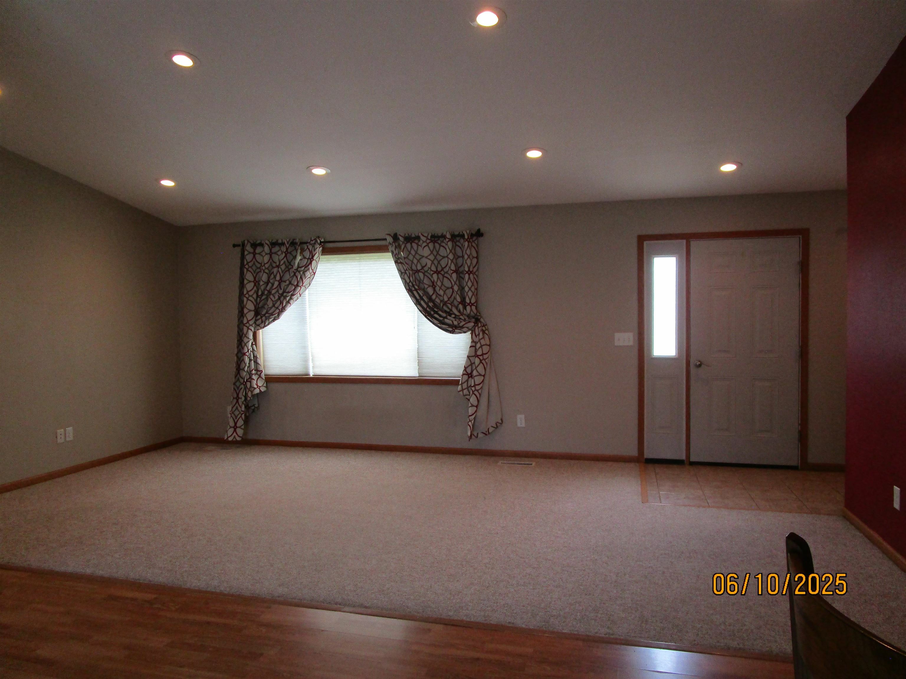 Property Photo:  311 Valley Ave  ND 58722 