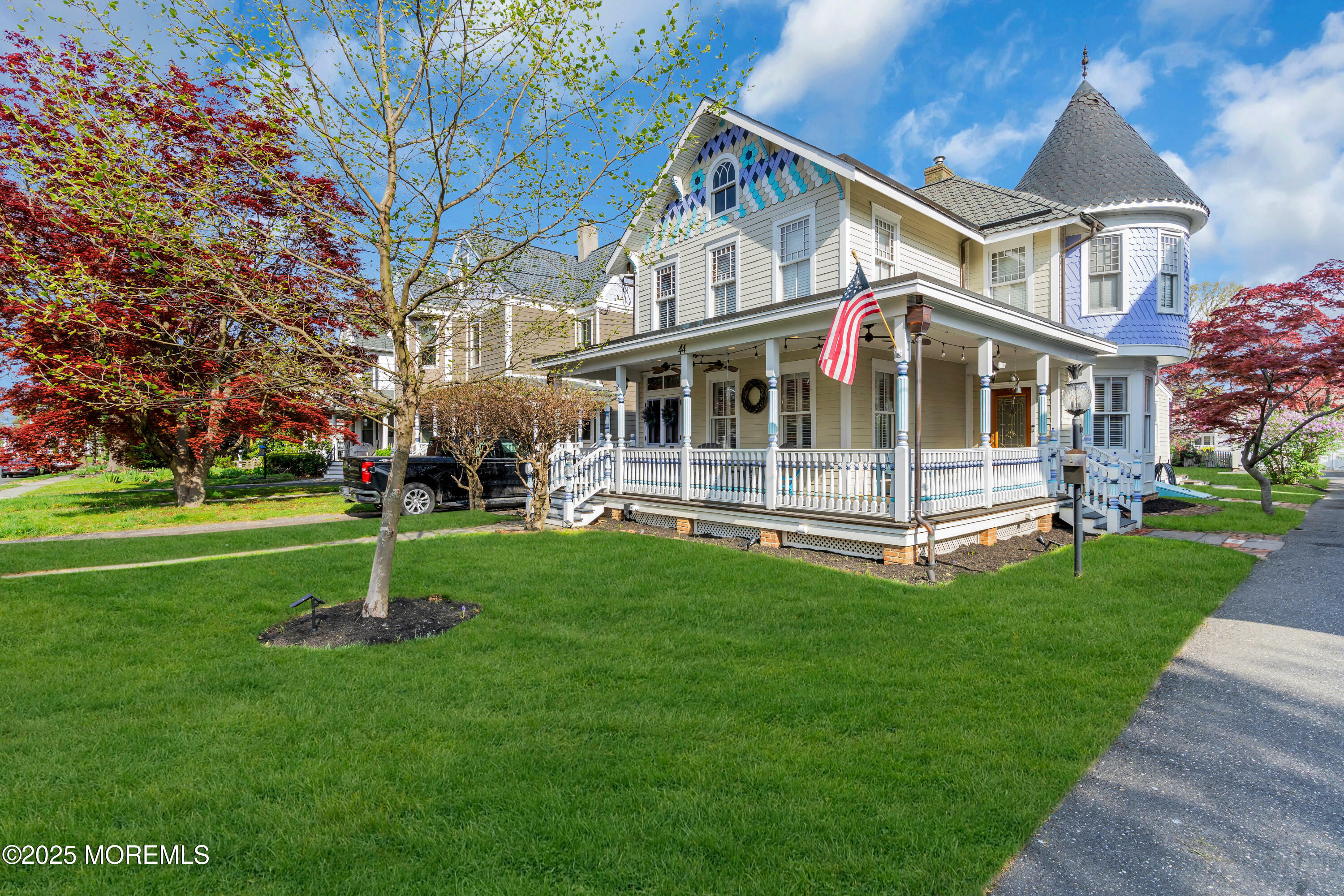 Property Photo: 44 Irving Place NJ 07701