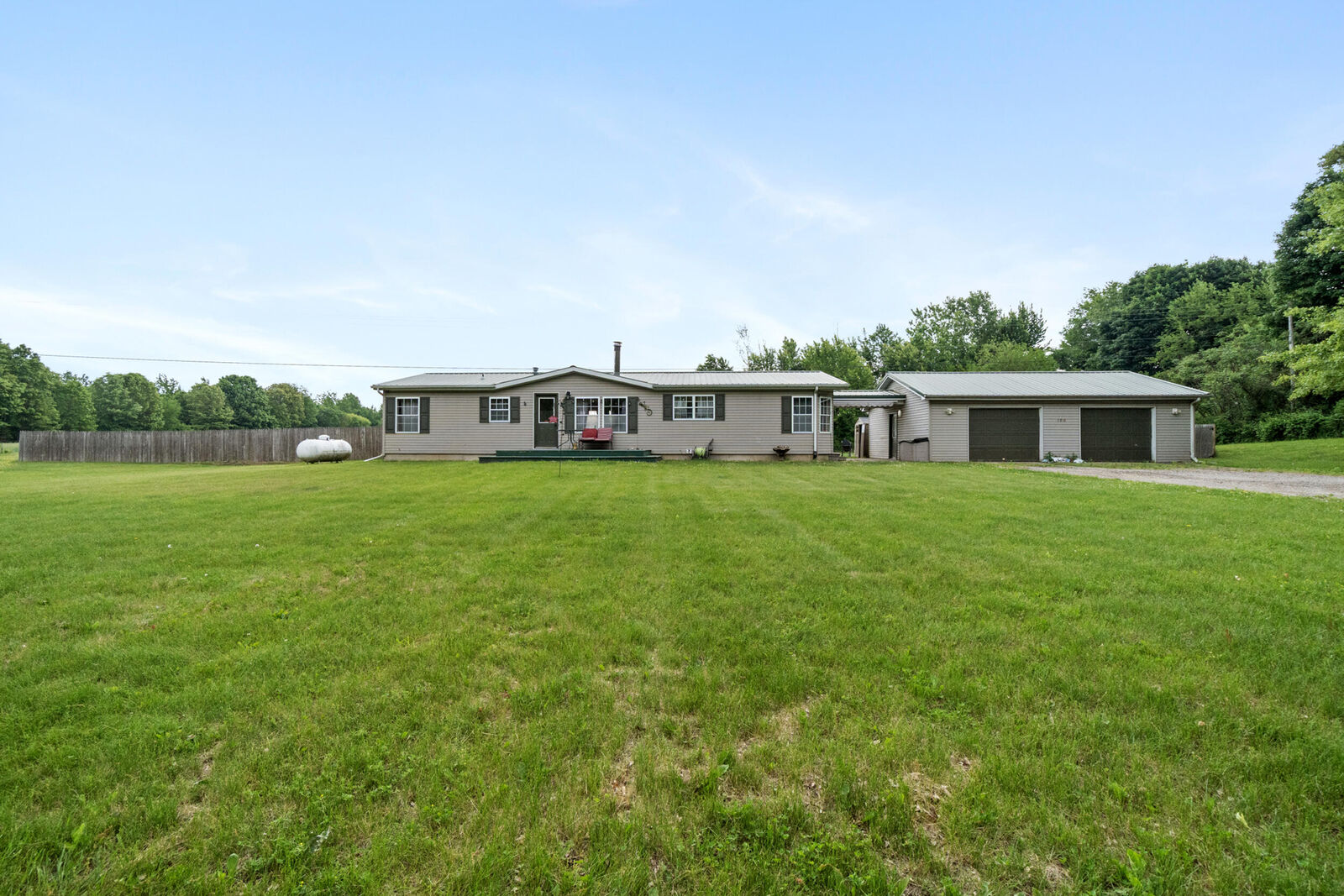 Property Photo: 100 Finley Road MI 49224