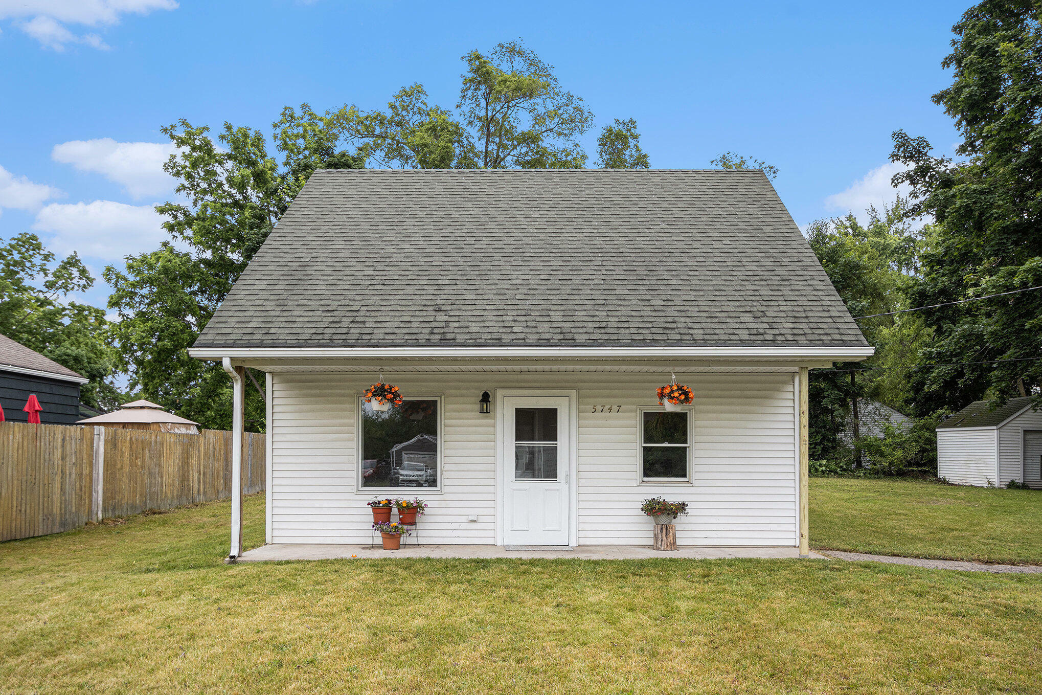 Property Photo: 5747 Utah Avenue MI 49024
