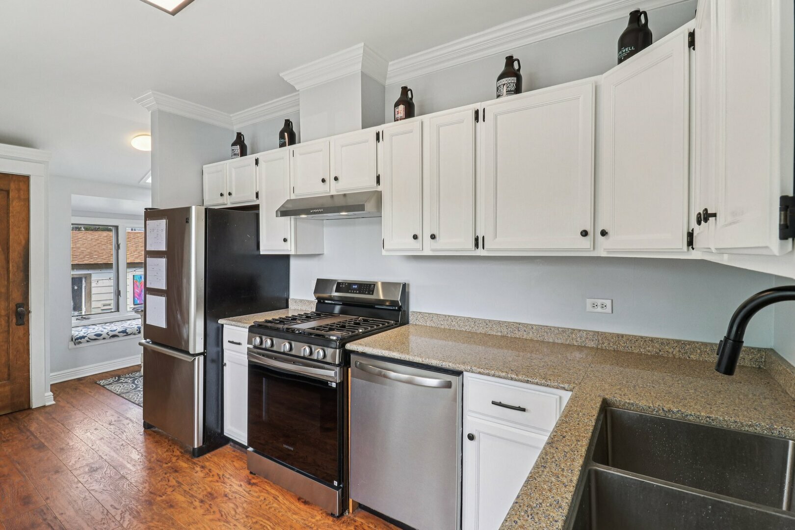 Property Photo:  837 Wesley Avenue  IL 60304 