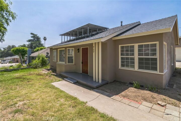 Property Photo: 717 La Porte Avenue CA 92405