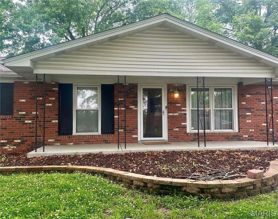 Property Photo: 1689 Heffington Drive MO 63017