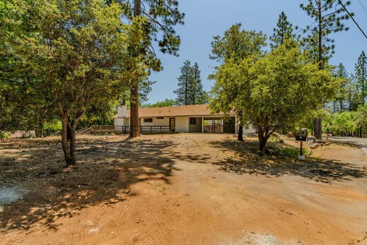 Property Photo:  11180 Quail Drive  CA 95665 