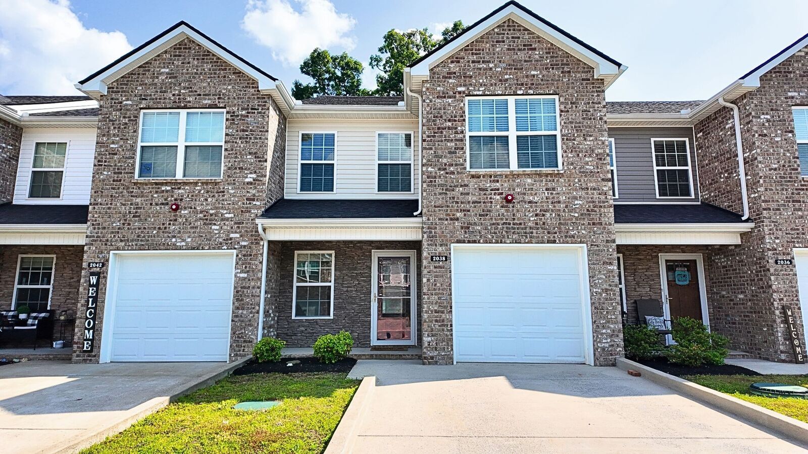 Property Photo: 2038 Downstream Dr TN 37015