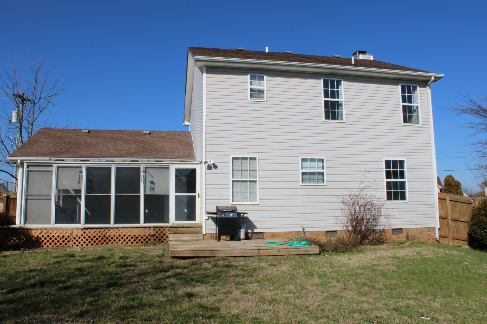 Property Photo: 1969 Whirlaway Cir TN 37042