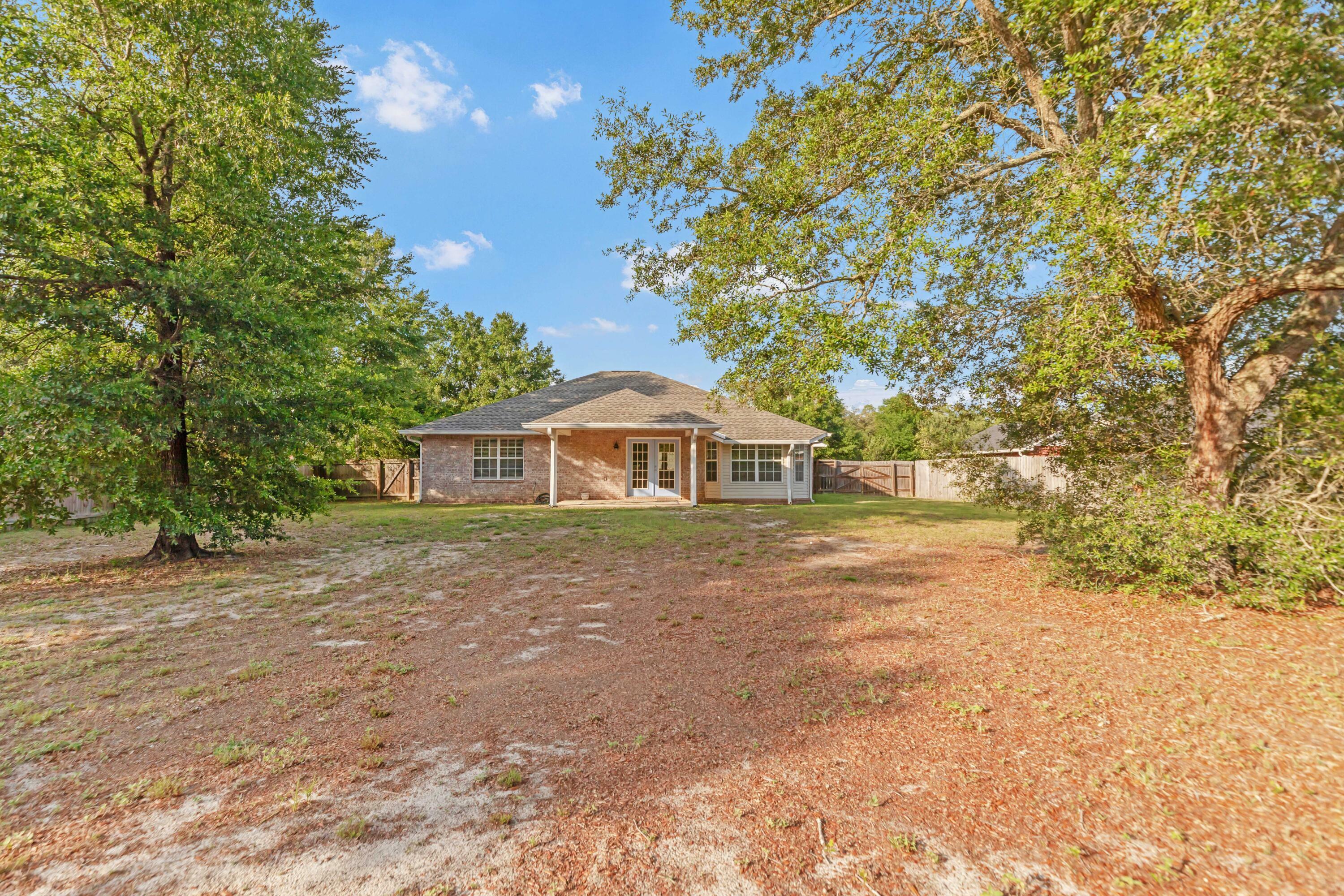 Property Photo: 2963 Albatross Drive FL 32566