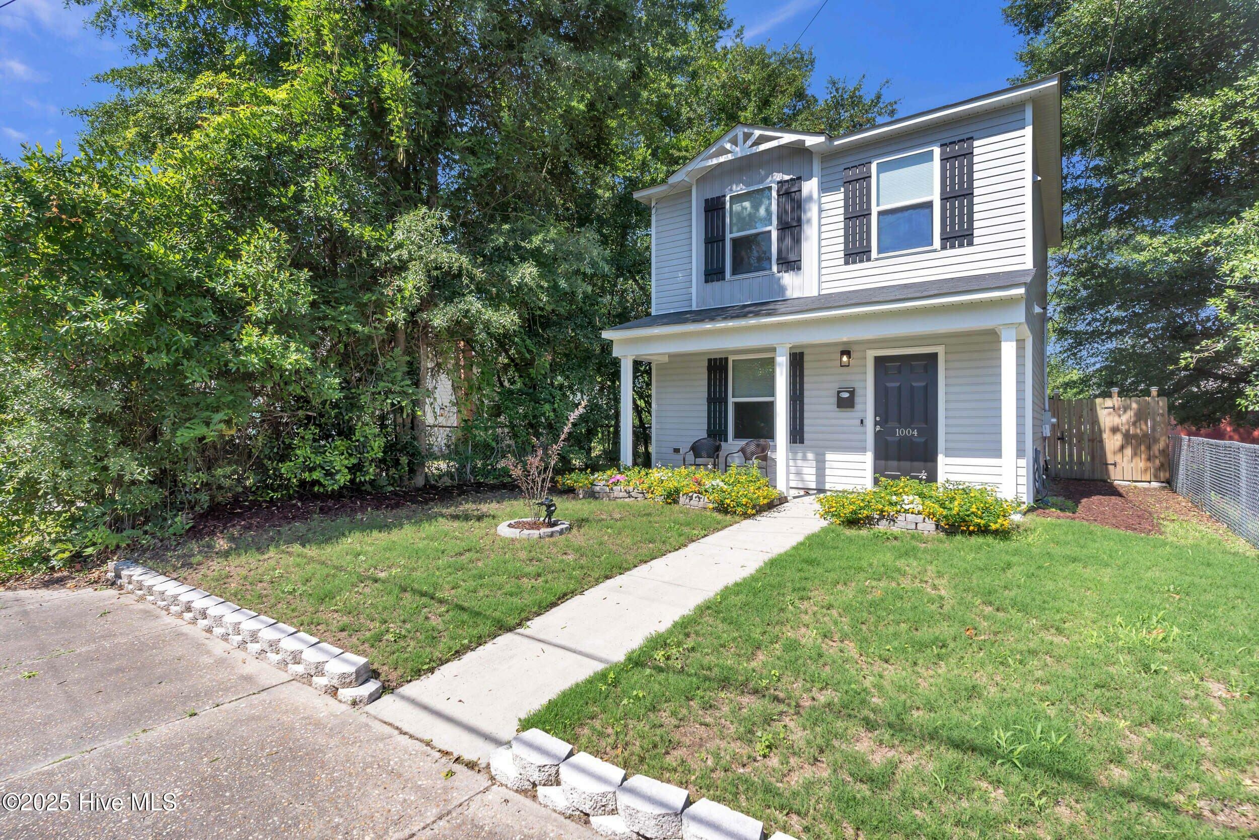 Property Photo: 1004 S 8th Street NC 28401