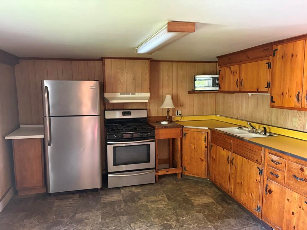 Property Photo: 90 Sullivan St PA 17724