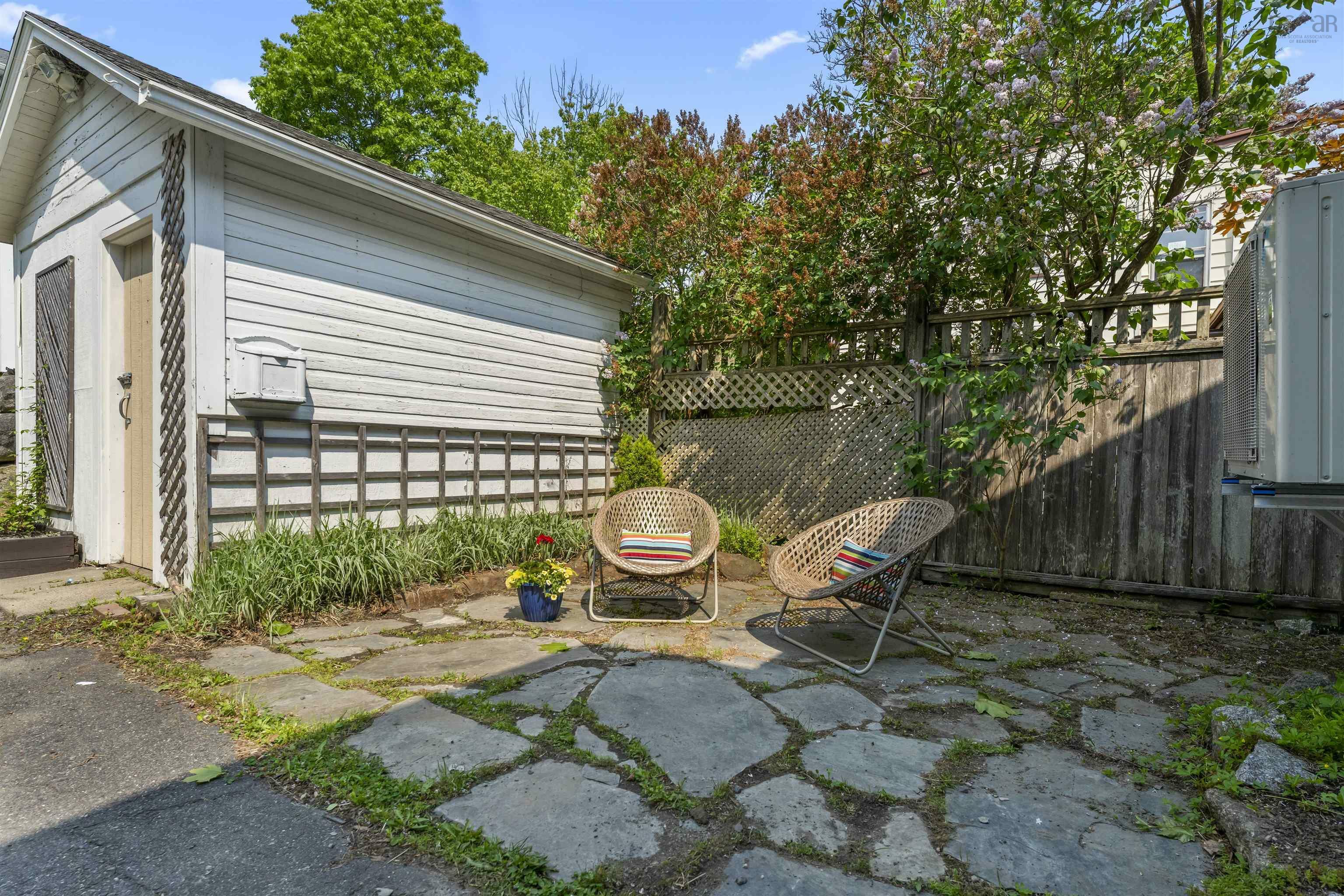 Photo de la propriété: 107 Herring Cove Road NS B3P 1K5
