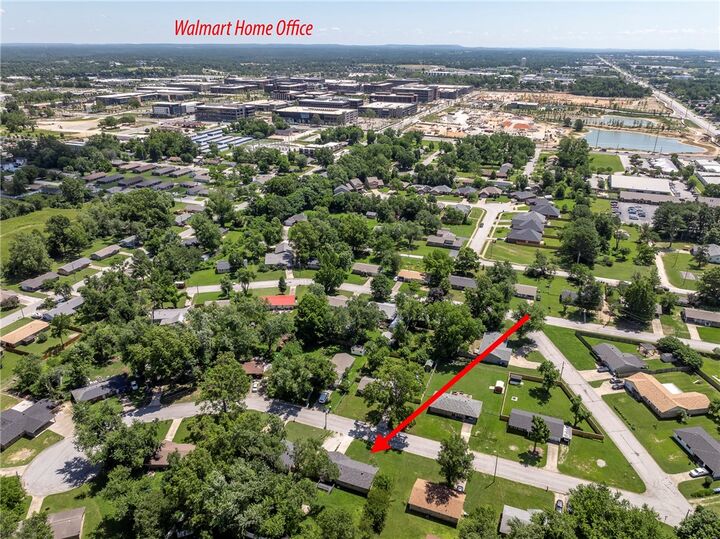 Property Photo: 1202 SE E Street AR 72712