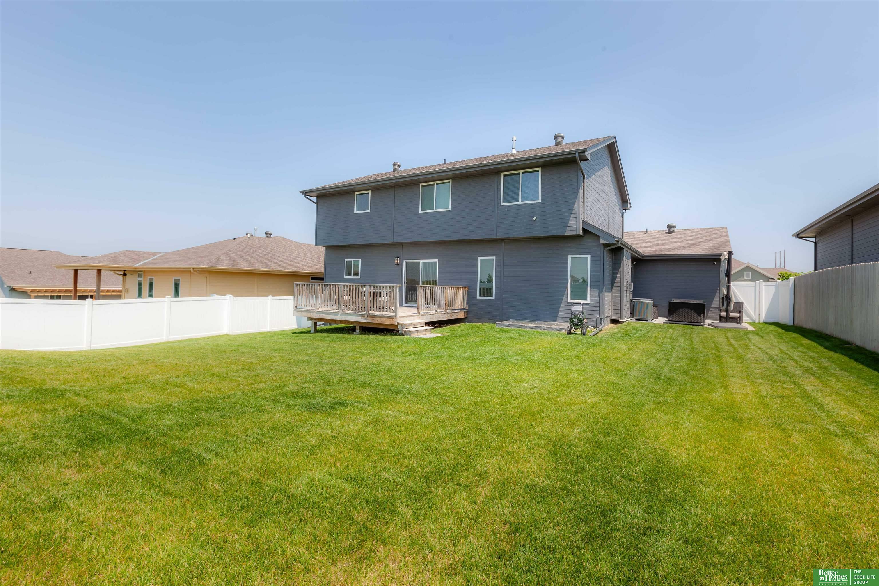 Property Photo: 12210 Quail Drive NE 68123