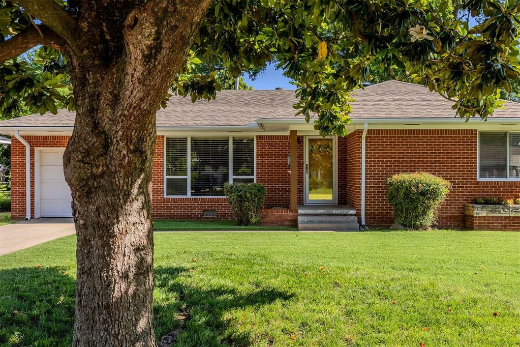 Property Photo:  1231 Windsor Way  OK 73069 